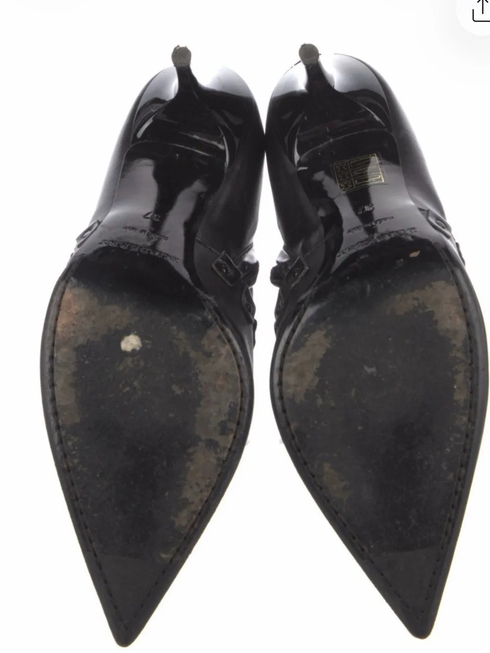 Burberry sleek ankle